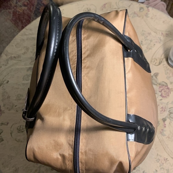 Vintage Tan colour nylon travel bag wheels - Picture 10 of 16